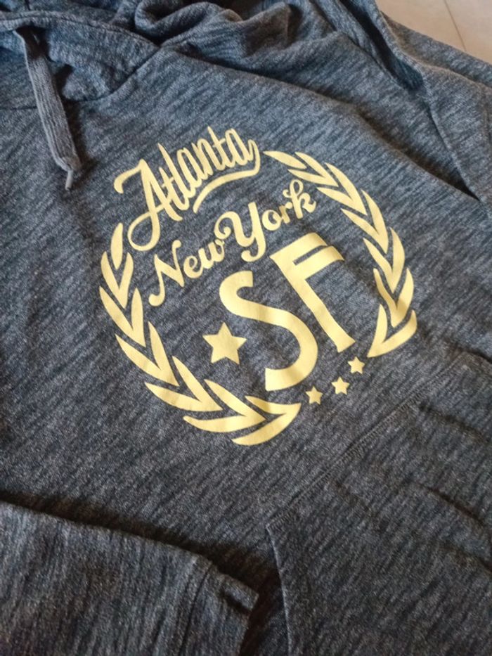 Pull Kiabi taille M - photo numéro 2