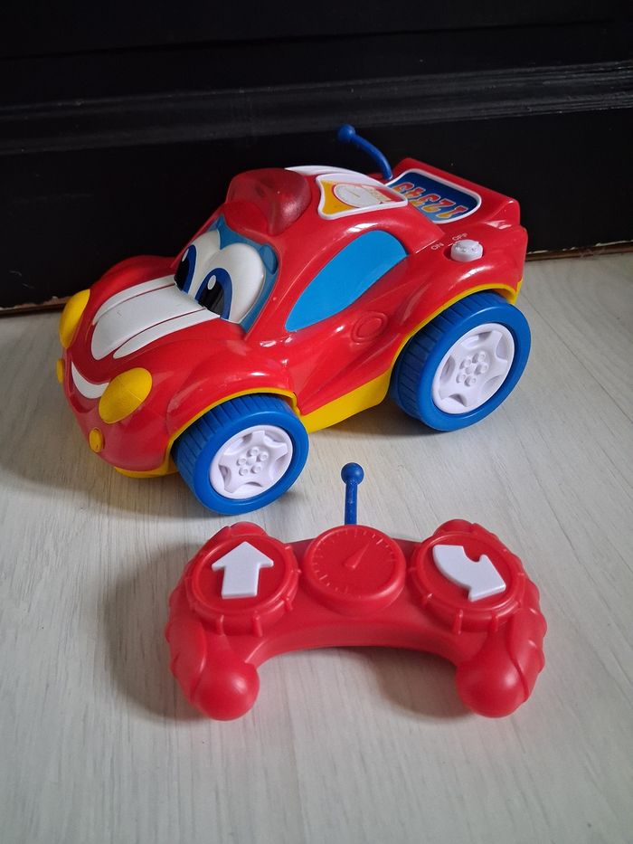 Voiture radiocommandé. Speed le bolide