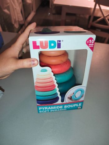 Pyramide souple pour bébé