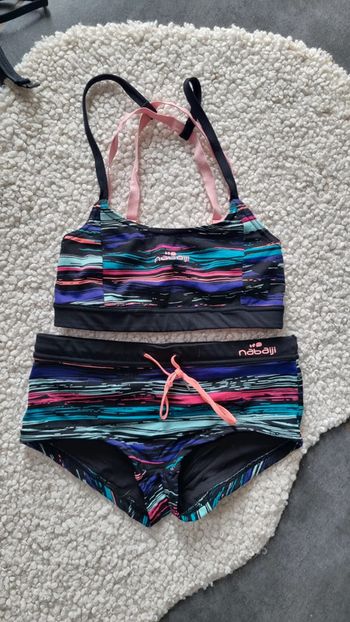 2 pieces Nabaiji t 36 s 14 ans maillot de bain  parfois état