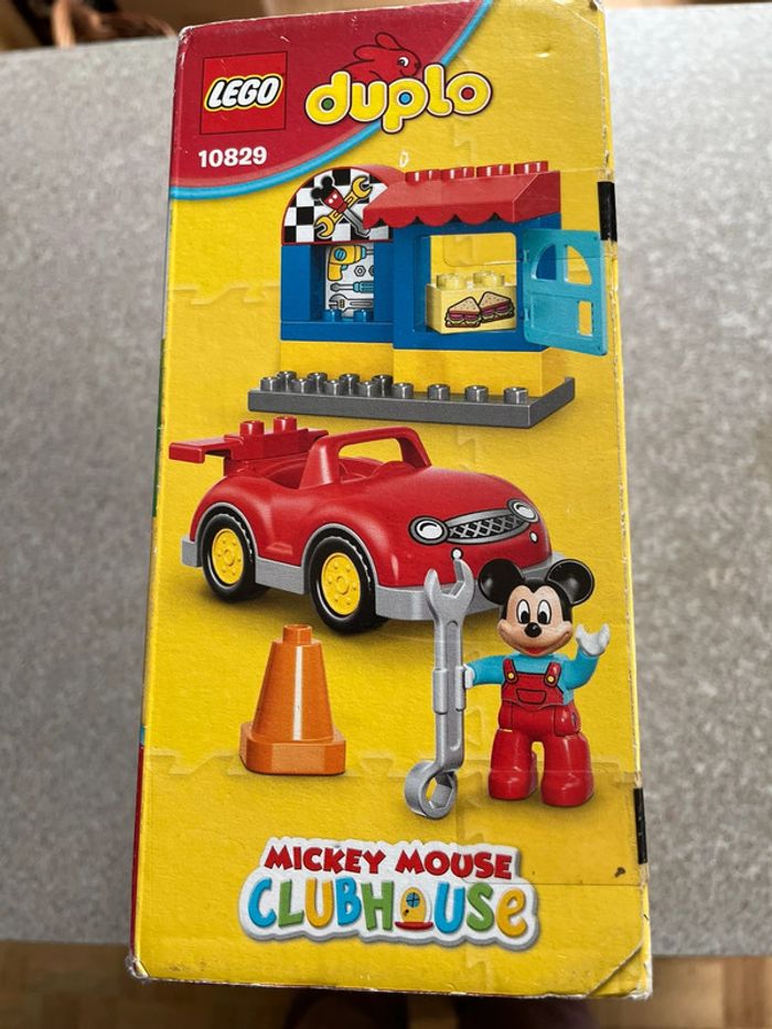 Boîte lego duplo 10828 L’atelier de Mickey - photo numéro 5