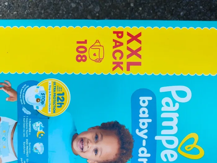 Carton maxi pack XXL couches Pampers taille 5 - photo numéro 3