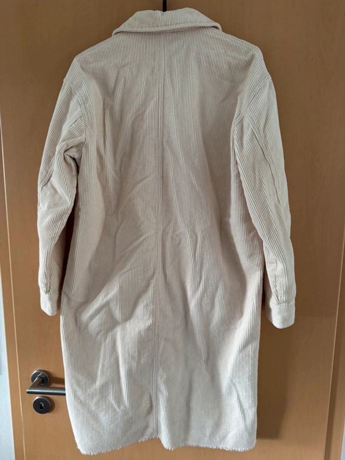 Long Manteau zara beige jamais porté - photo numéro 2
