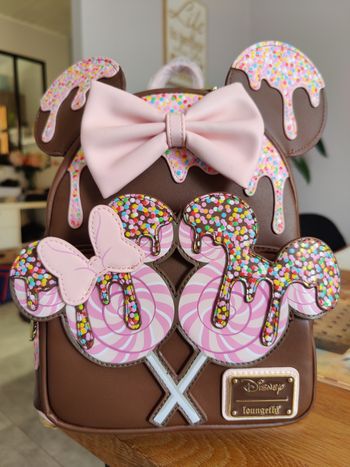 Loungefly Minnie lolipop chocolate