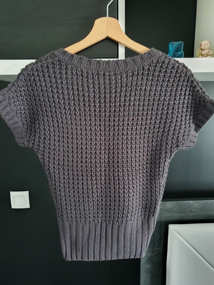 Pull gris manches courtes - photo numéro 4