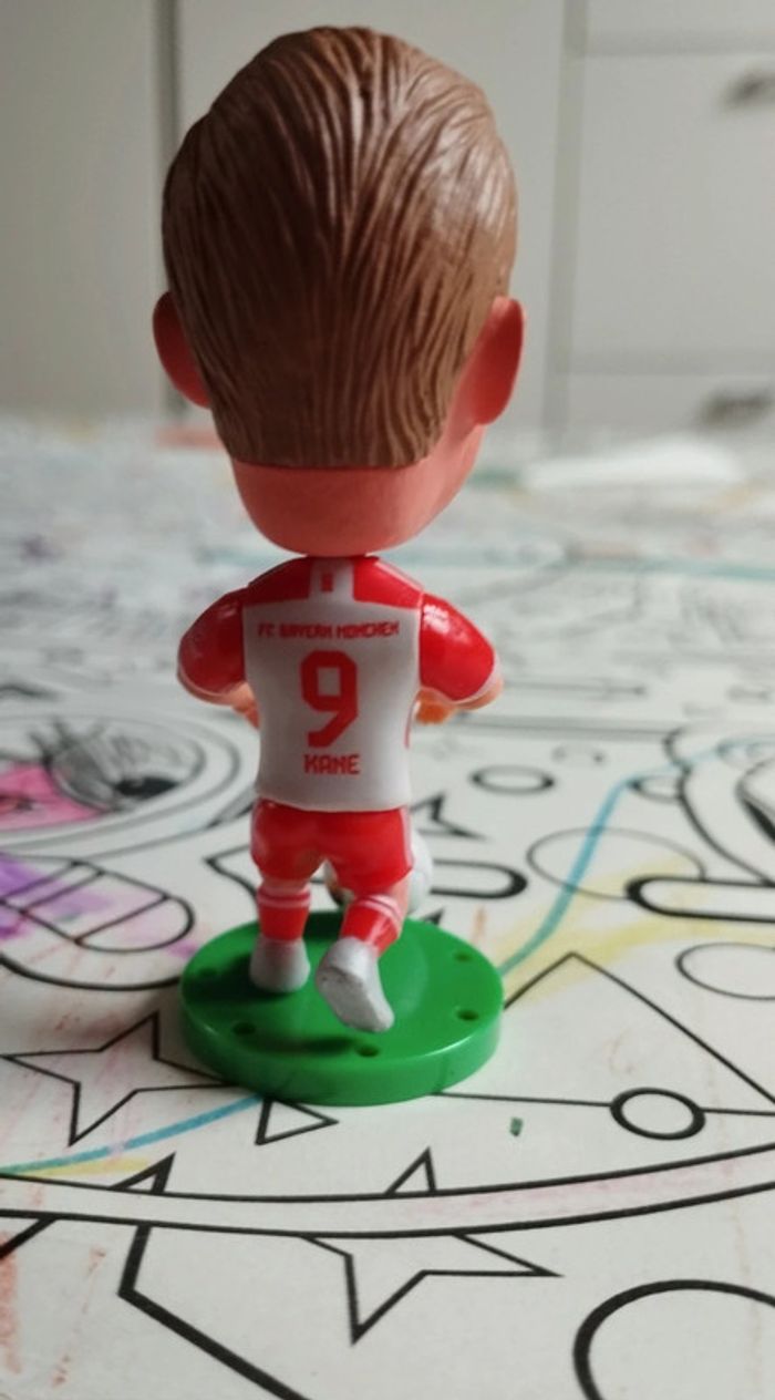 Petite figurine football neuve Harry Kane Bayern Munich - photo numéro 2