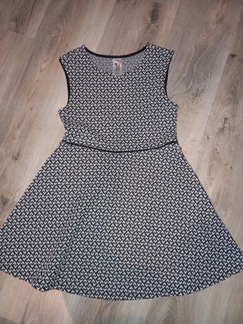 Robe ' C&A' 9/10 ans