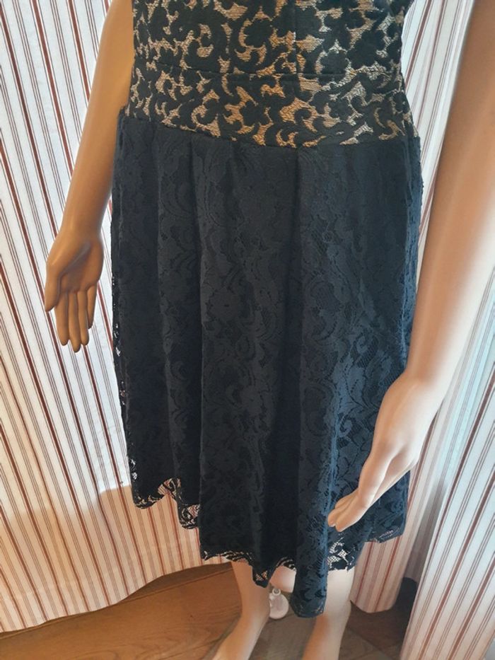 Jolie Robe Rinascimento made in Italy taille S - photo numéro 7