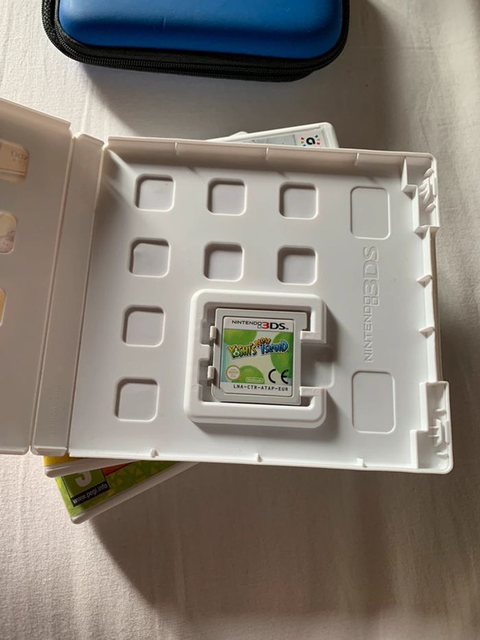 Lot de 3 jeux nintendo 3DS avec pochette de DS - photo numéro 2