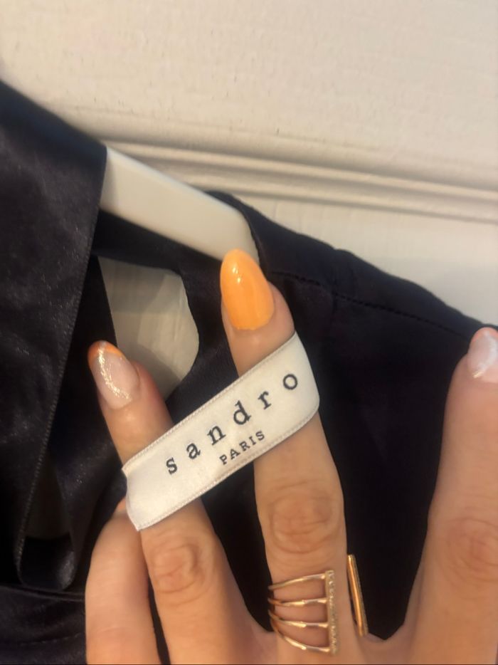 Robe manches longues satinée Sandro taille 1 - photo numéro 5