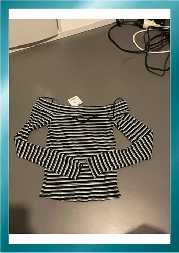 Pull rayé Bershka taille M neuf