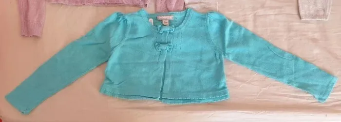 Lot 5 gilets courts 3 ans - photo numéro 2