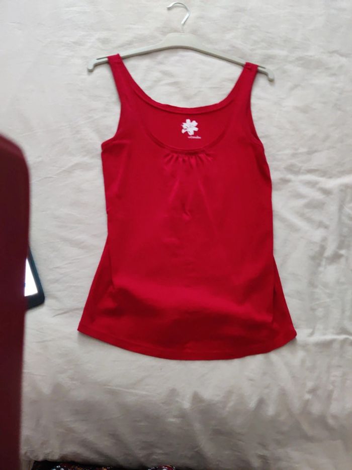 Débardeur rouge - photo numéro 3
