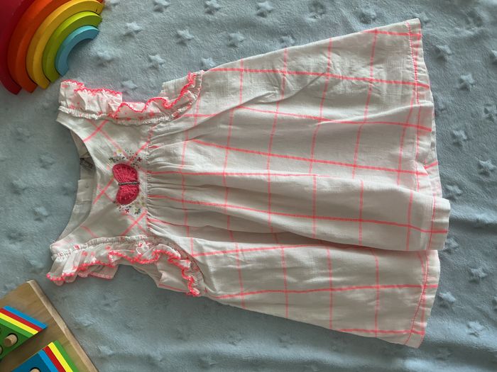 robe sans manches blanc et rose ouverture totale au dos 9 mois orchestra - photo numéro 4