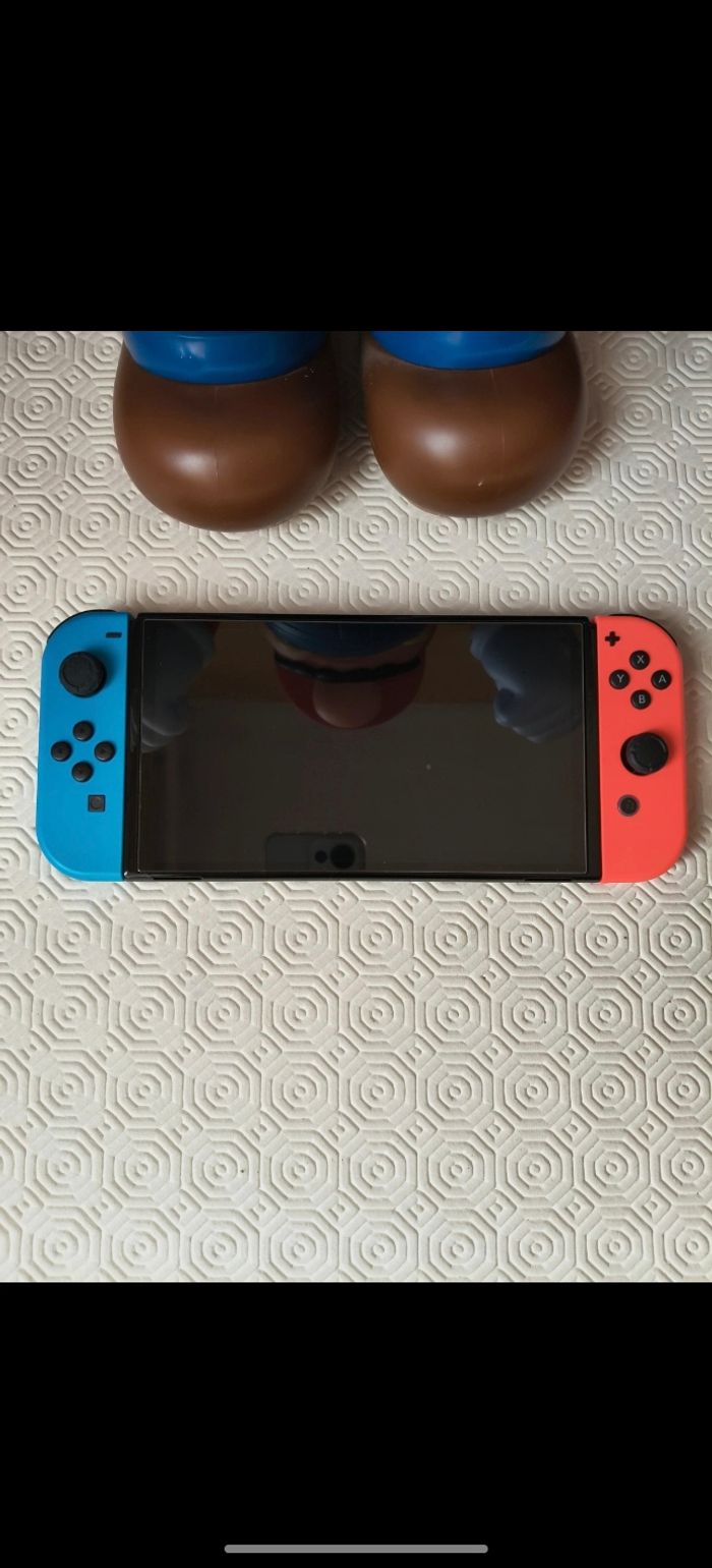 Nintendo switch OLED - photo numéro 5