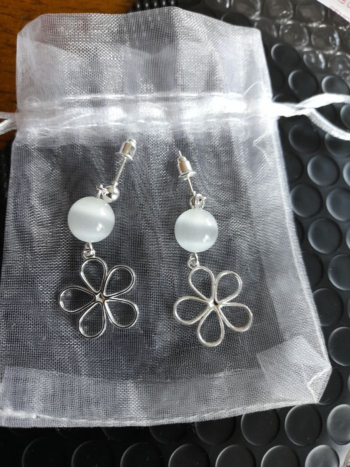 Boucles d'oreilles pierres de lune - photo numéro 6