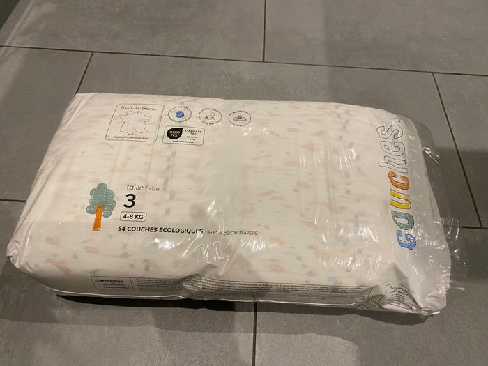 Paquet de couches taille 3 La marque en moins neuf