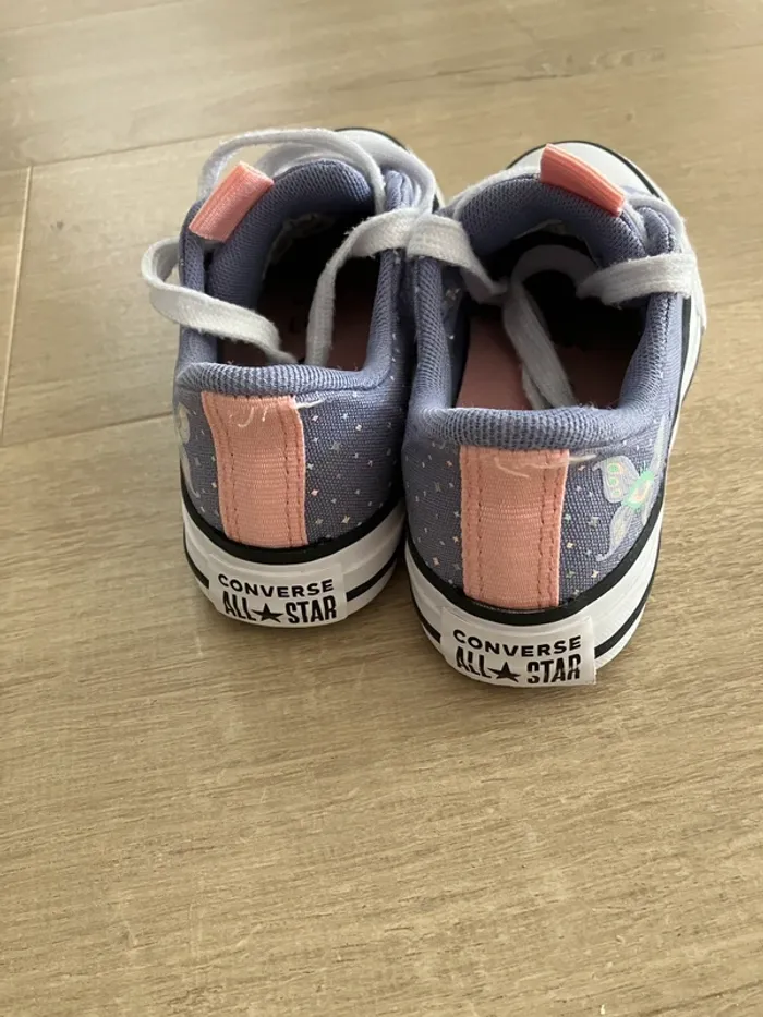 Chaussures baskets converse taille 28 - photo numéro 4