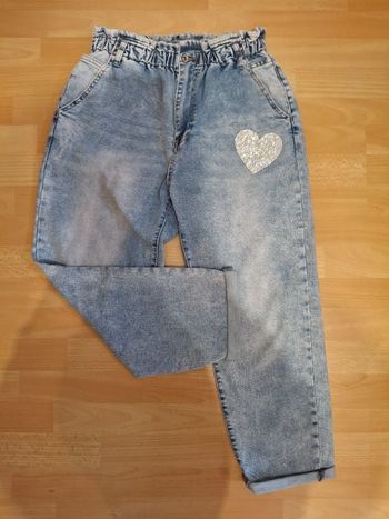 Jean Mom T42/44 XL cœur strass