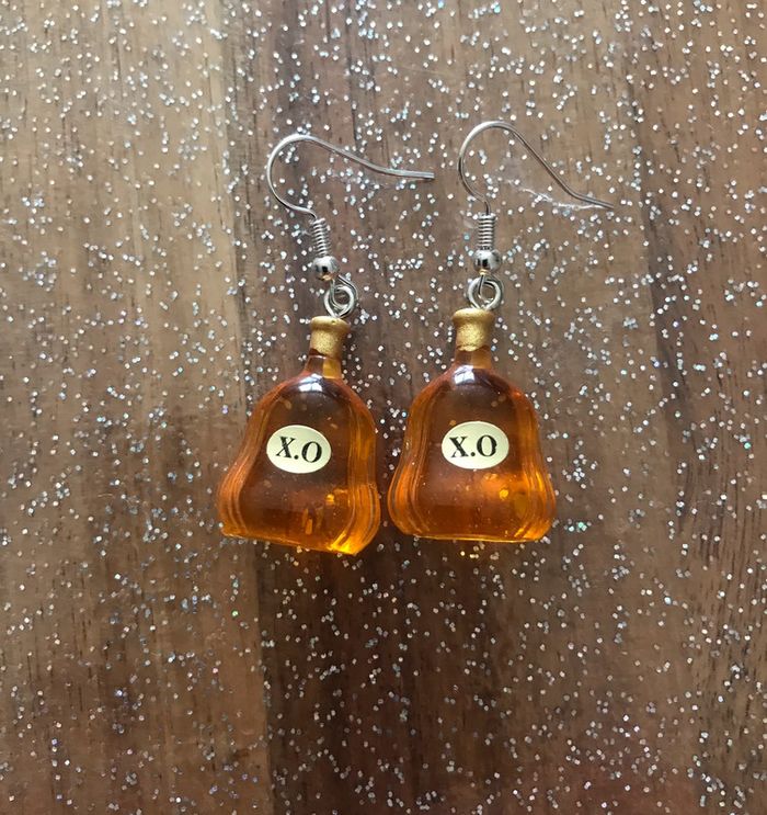 Boucles d’oreilles bouteilles XO