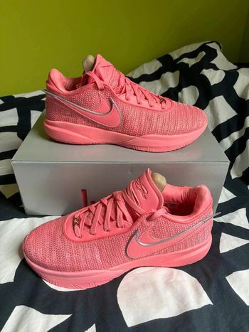 Nike LeBron 20 Pink Diamond • Édition US • Taille 46