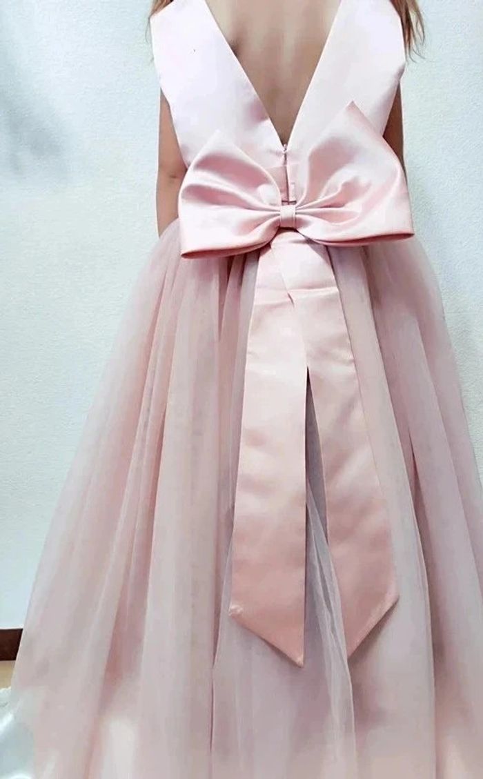 Magnifique robe NEUVE de cérémonie petite fille taille 6 ans - photo numéro 9