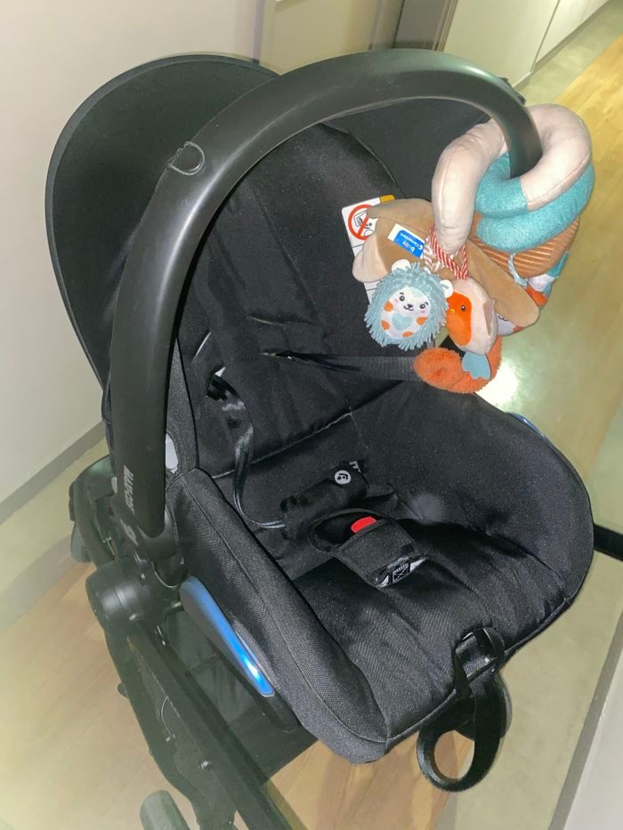 Poussette maxi cosi zelia3 et cosi citi - photo numéro 2