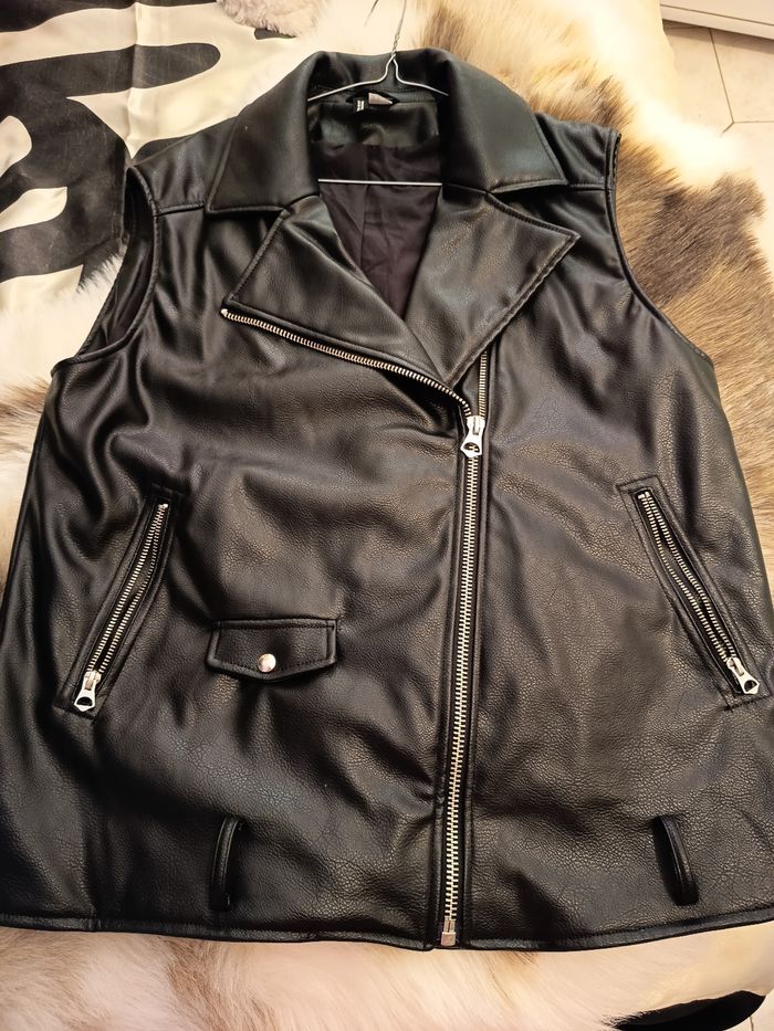 Gilet simili cuir sans manches