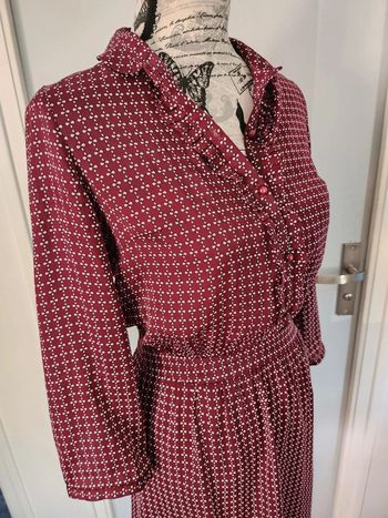 Ravissante Robe de couleur Bordeaux de marque Naf Naf et de taille 34