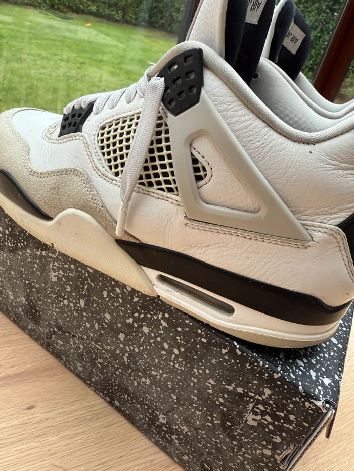 Air Jordan 4 Military Black Noir et Blanche - photo numéro 14