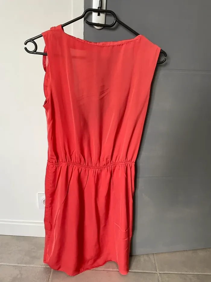 Robe couleur saumon - photo numéro 2