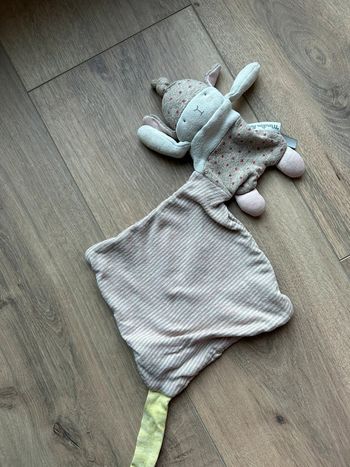 Doudou mouchoir lulu le lapin moulin roty