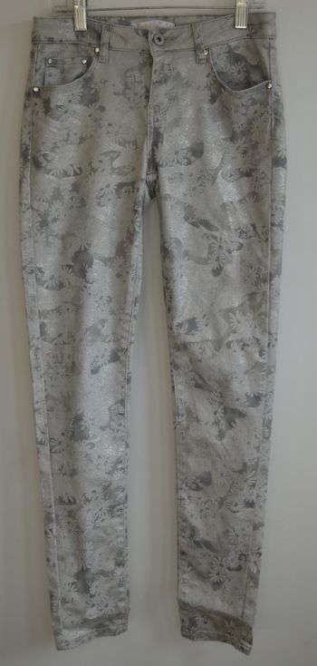 Jeans slim fleuri argenté – Toxik3 – Taille 36 (S)