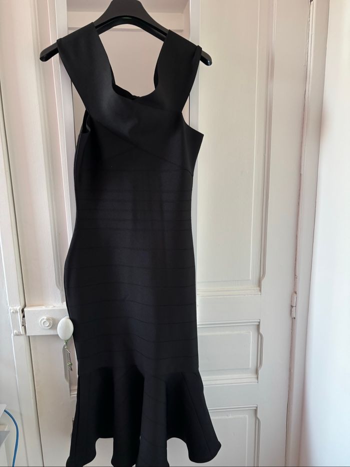 Robe bandage noire neuve - photo numéro 2
