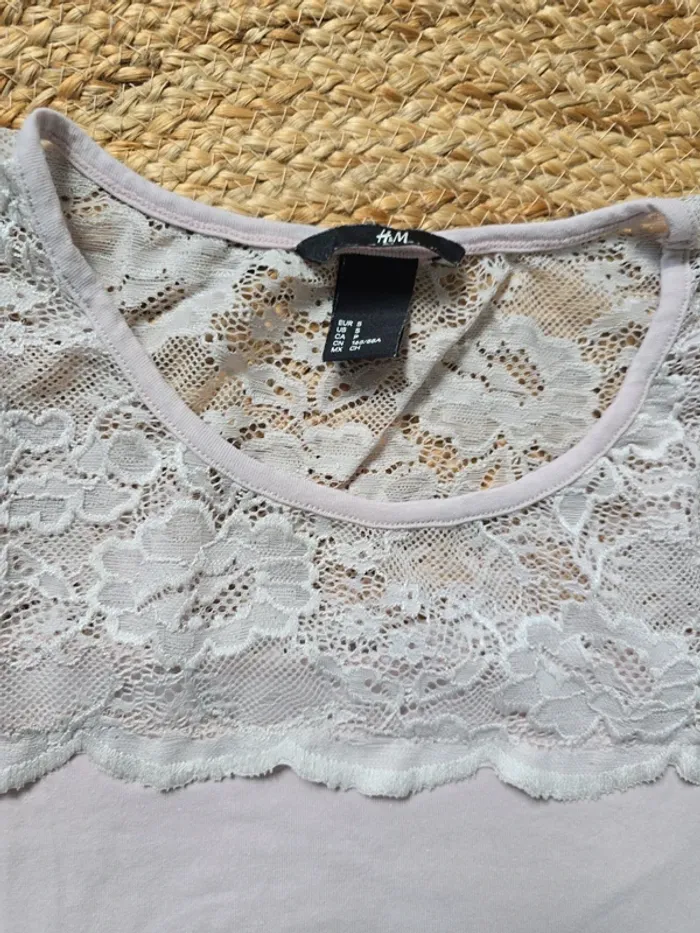 Tee shirt rose pale dentelle h&m taille s - photo numéro 2
