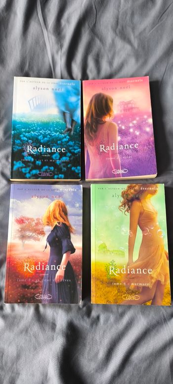 Livres radiance Alyson noel