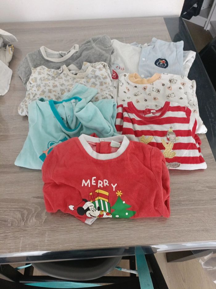 Lot de vêtements 2 ans - photo numéro 8