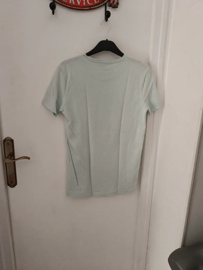 Très beau tee shirt s - photo numéro 4