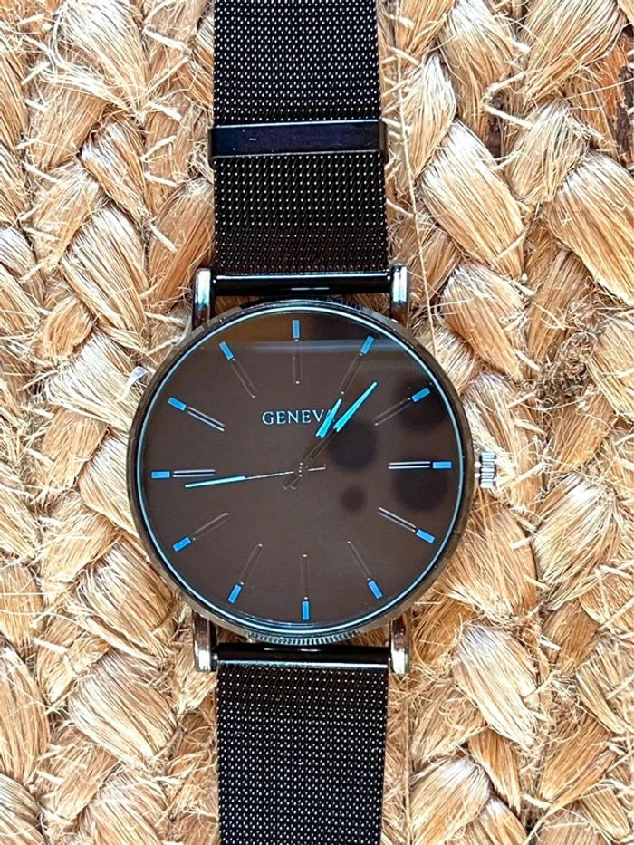 Montre chic avec cadran élégant - photo numéro 5