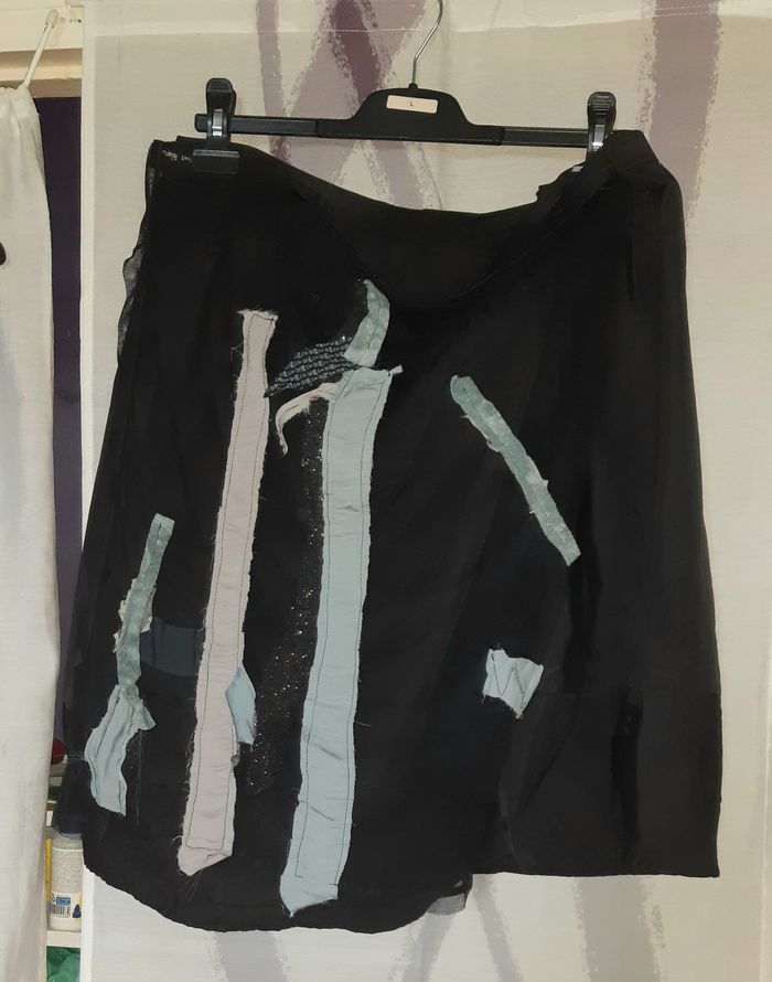 Ensemble Tee-shirt et jupe femme Taille 50 et 52 Poissons blancs - photo numéro 2
