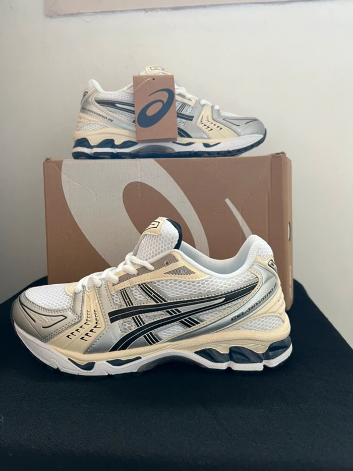 Asics Gel-Kayano 14 Blanc Argent Noir 37.5