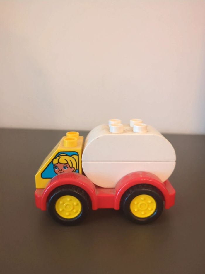 Voiture Lego duplo - photo numéro 3