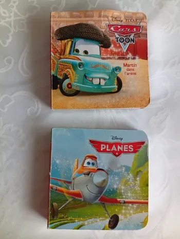 Lot livre Disney cars et planes