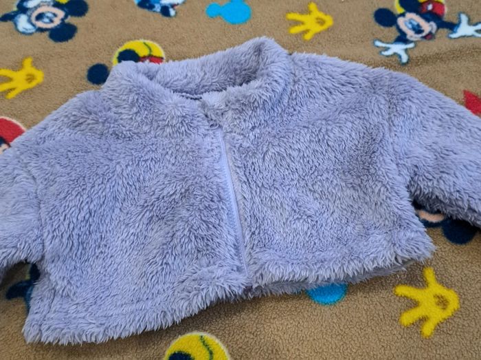 Gilet bébé 3-6mois - photo numéro 2