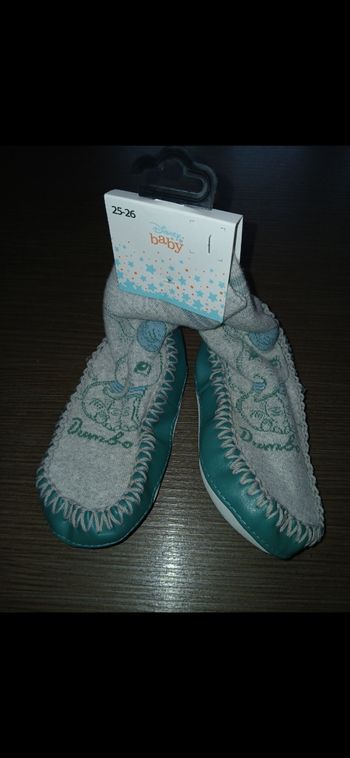 Chaussons chaussettes garçon disney dumbo 25/26