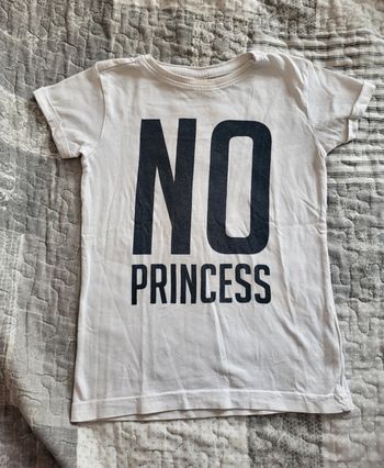 Tee shirt no princess 5/6 ans