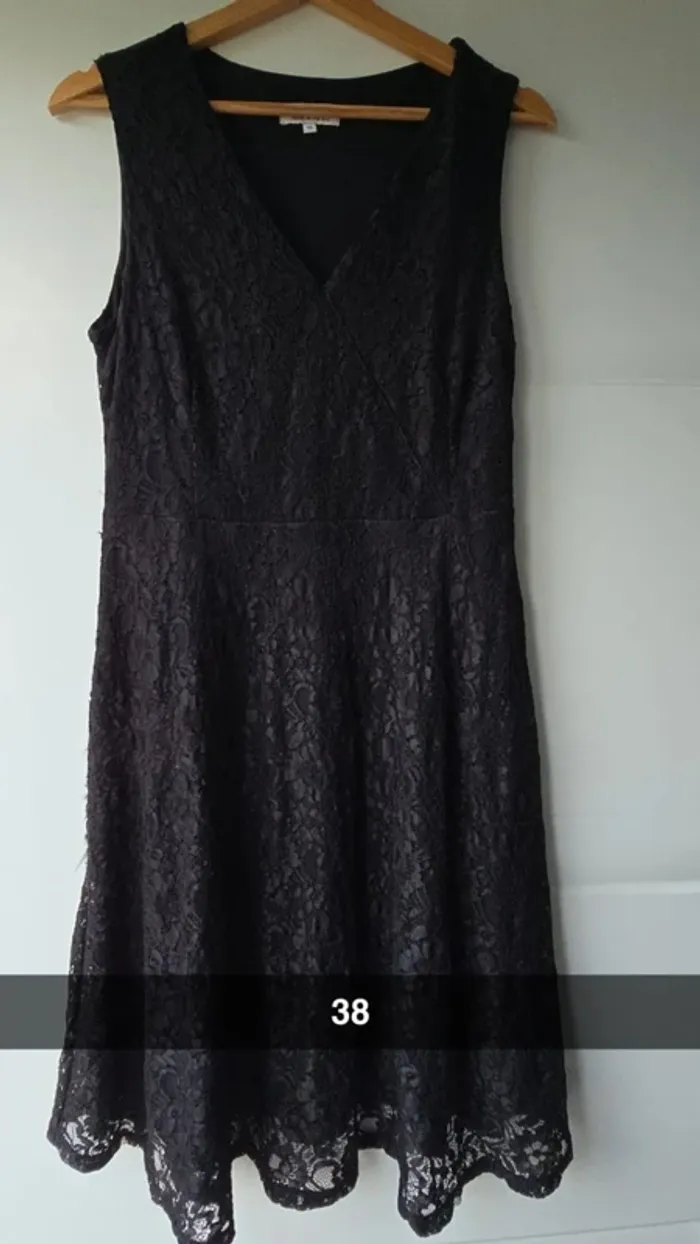 Robe à dentelle noir
