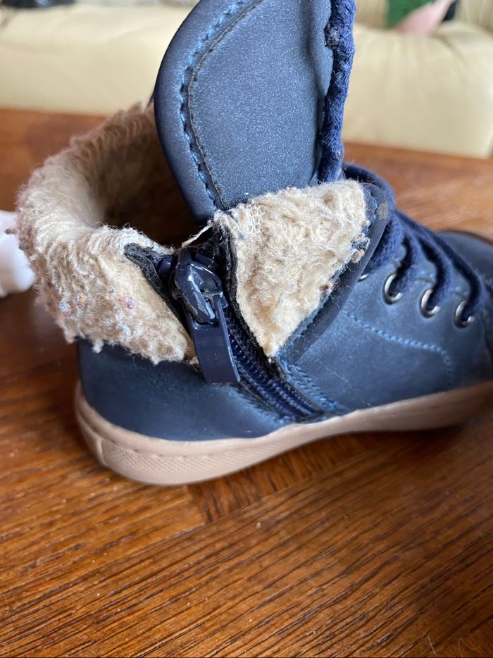 Bottines garçon taille 22 - photo numéro 10
