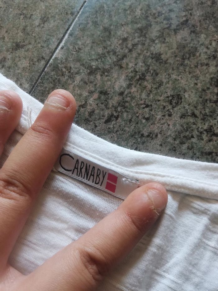 T-shirt taille 4/xl carnaby - photo numéro 3