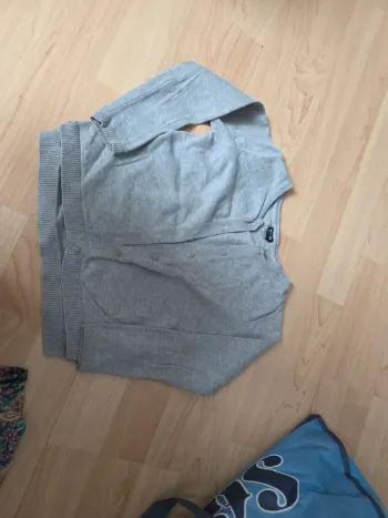 Gilet taille 4ans fille kiabi gris